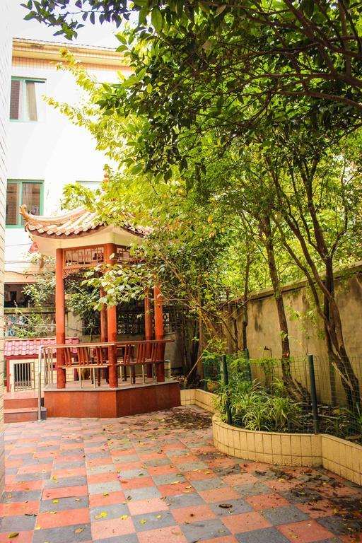 Chengdu Bling Bling Hostel Supoqiao Номер фото