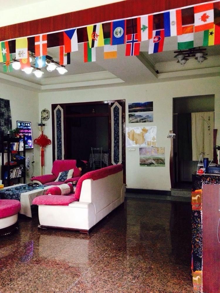 Chengdu Bling Bling Hostel Supoqiao Экстерьер фото